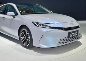 Giới Thiệu Tổng Quan Toyota Camry 2025